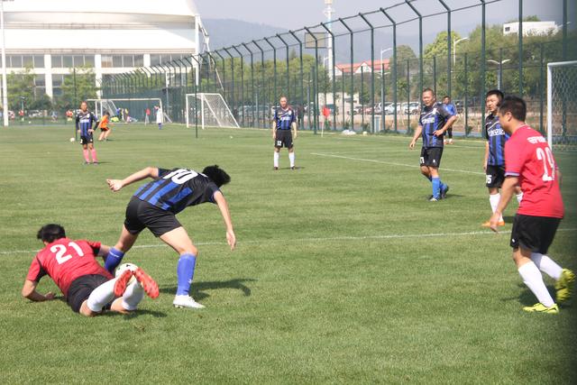 赵继伟19分赵率舟6分 辽宁7连胜送江苏11连败